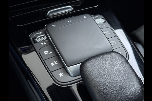 Mercedes-Benz CLA-Klasse 180 AMG line | Pano Trekhaak Memory Sound Multibeam Keyless