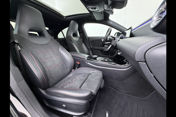 Mercedes-Benz CLA-Klasse 180 AMG line | Pano Trekhaak Memory Sound Multibeam Keyless