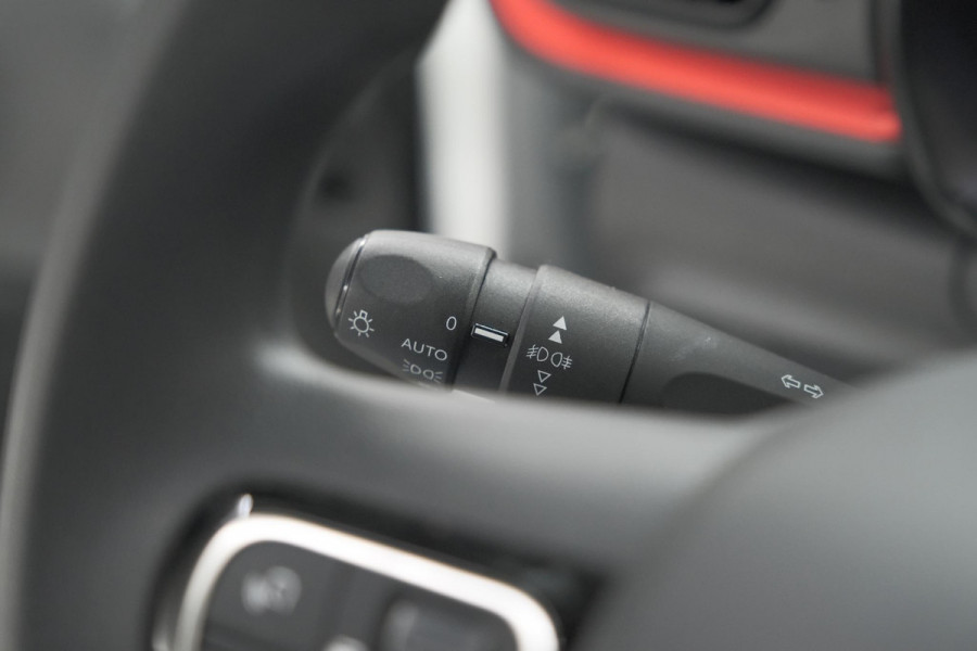 Citroën C3 PureTech 82 C-Series | Parkeersensoren | Navigatie | Climate Control | Apple Carplay