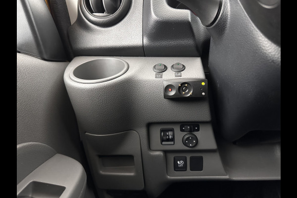 Nissan e-NV200 Evalia 40 kWh Connect Edition [ 7-Pers. ] {SOH-95%} (INCL.BTW) *NAVI-FULLMAP | CAMERA | HEATED-COMFORTSEATS | DAB | PRIVACY-GLASS | ECC | CRUISE | 15''ALU*