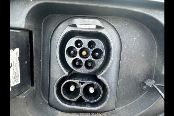 Kia e-Niro DynamicLine 64 kWh SOH 100% | DEALER OND. | FASE 3