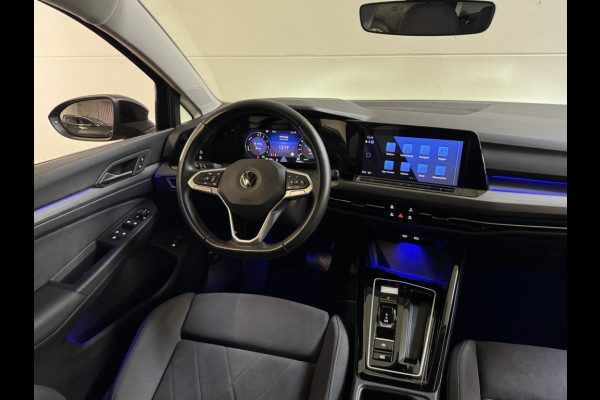 Volkswagen Golf 1.4 eHybrid 204PK DSG STYLE CAMERA/CARPLAY/SFEERVERL.