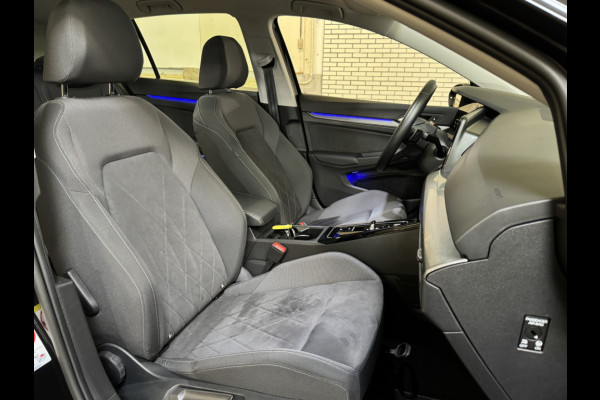 Volkswagen Golf 1.4 eHybrid 204PK DSG STYLE CAMERA/CARPLAY/SFEERVERL.