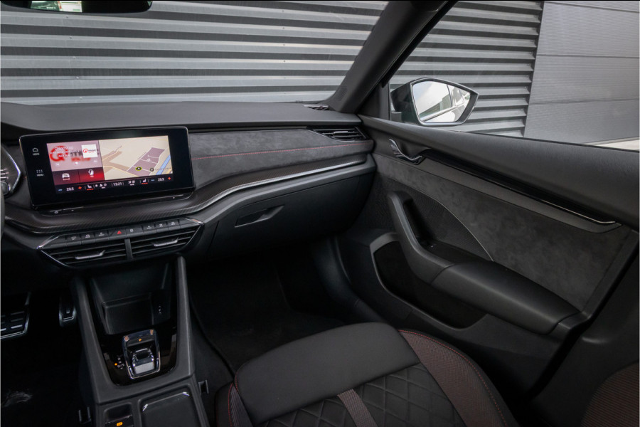 Škoda Octavia Combi RS iV PHEV Business -Matrix- stoelverwarming