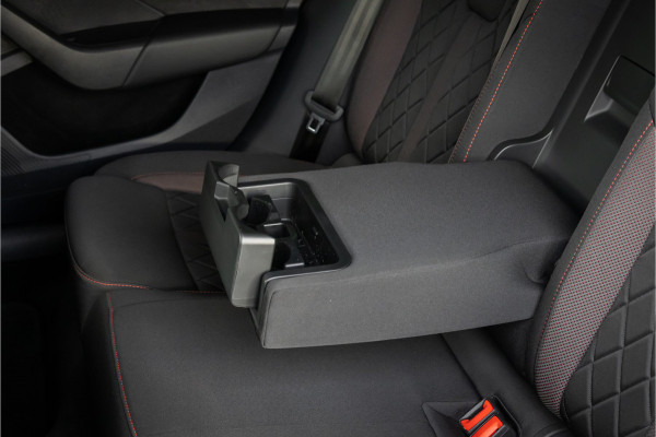 Škoda Octavia Combi RS iV PHEV Business -Matrix- stoelverwarming