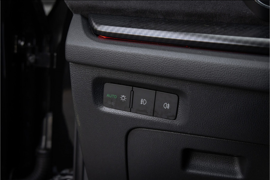 Škoda Octavia Combi RS iV PHEV Business -Matrix- stoelverwarming