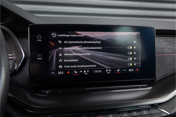 Škoda Octavia Combi RS iV PHEV Business -Matrix- stoelverwarming