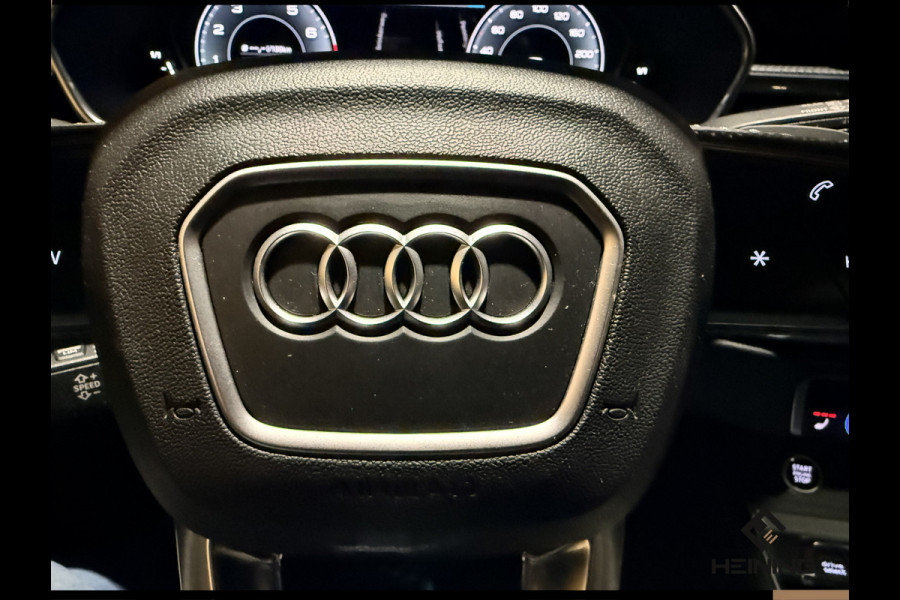 Audi Q3 45 TFSI e S edition Black edition. Trekhaak. Navi. 19 inch. Camera.