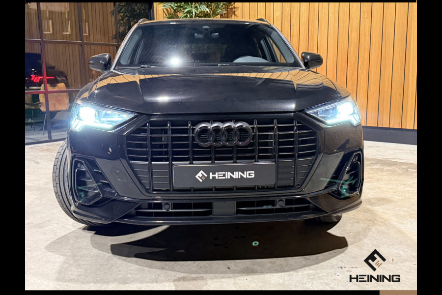 Audi Q3 45 TFSI e S edition Black edition. Trekhaak. Navi. 19 inch. Camera.