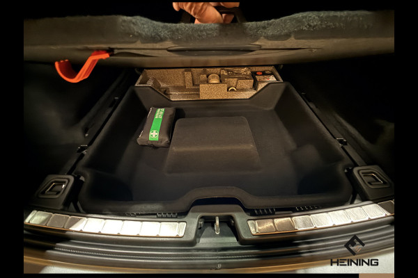 Volvo XC60 2.0 T5 Inscription. Pano. Apple-carplay. Navi. Leer. Winterwielen. Hollandse auto met NAP