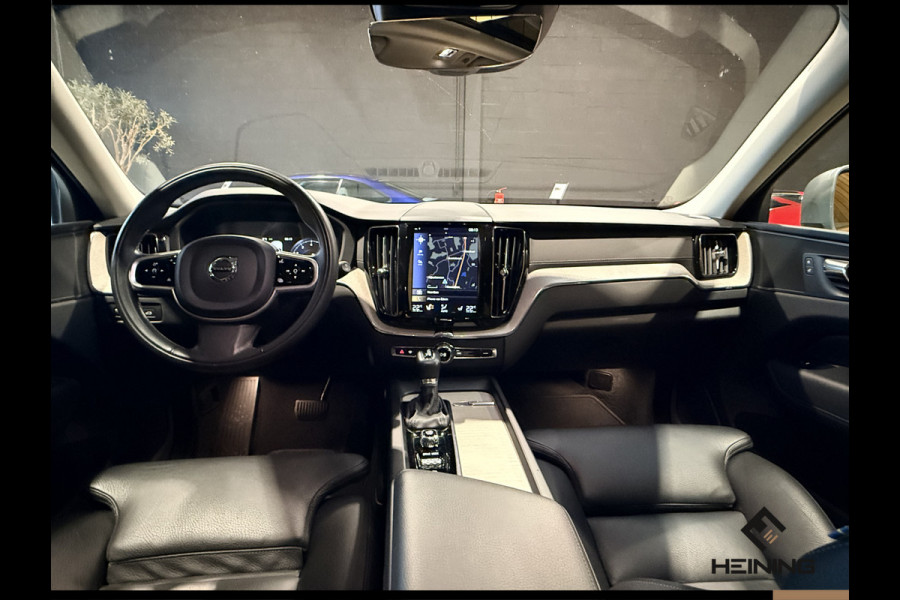 Volvo XC60 2.0 T5 Inscription. Pano. Apple-carplay. Navi. Leer. Winterwielen. Hollandse auto met NAP