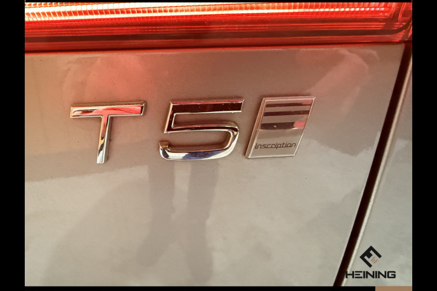 Volvo XC60 2.0 T5 Inscription. Pano. Apple-carplay. Navi. Leer. Winterwielen. Hollandse auto met NAP