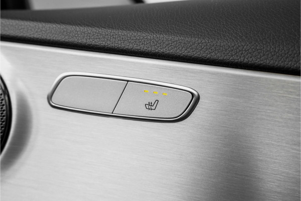 Mercedes-Benz C-Klasse 180 Business Solution AMG Pano Camera