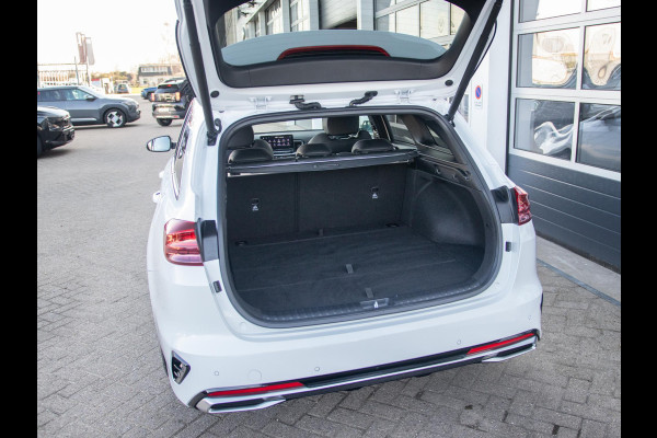 Kia Ceed Sportswagon 1.5 T-GDi GT-Line Navigatie l Stoel stuurwielverwarming l schuif kanteldak l el. kofferklep l GT-line