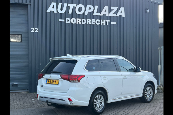 Mitsubishi Outlander 2.4 PHEV Pure TREKHAAK |APPLE CARPLAY |