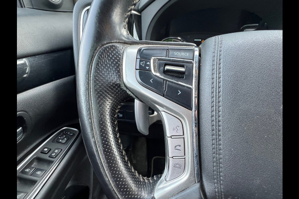 Mitsubishi Outlander 2.4 PHEV Pure TREKHAAK |APPLE CARPLAY |