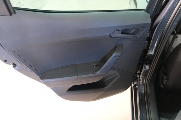 Seat Ibiza 1.0 TSI FR Business Intense Automaat - N.A.P. Airco, Cruise, PDC, Navi, Carplay, Camera.