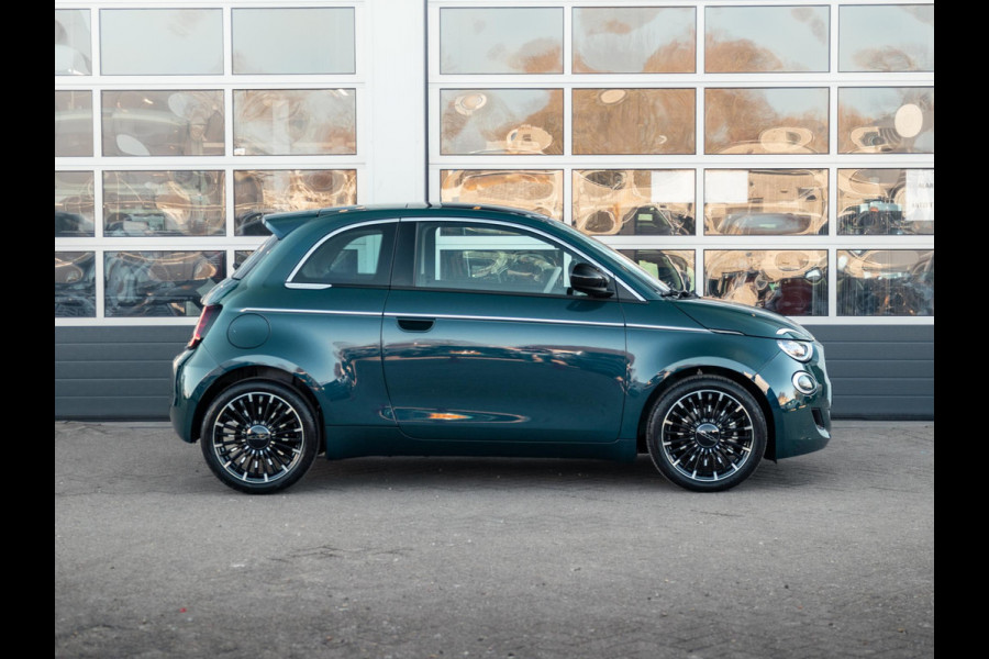 Fiat 500 Hybrid Collezione | Clima | LED | PDC | JBL Premium Audio | 17" | Camera | Canneloni Ivory/Piombo interieur