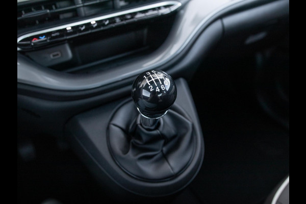 Fiat 500 Hybrid Collezione | Clima | LED | PDC | JBL Premium Audio | 17" | Camera | BSM | Canneloni Ivory/Piombo interieur