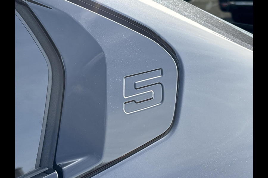 BMW i5 eDrive40 84 kWh | VOL! | Panoramadak | H&K Audio | M Pakket | Stoel- Ventilatie & Verwarming | Memory Seats |