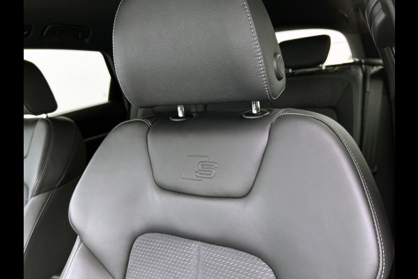 Audi e-tron S quattro 95 kWh (NL-auto, Trekhaak, Camera, StoelV, Carplay/ Android, PDC V+A, Adapt Cruise, Etc)