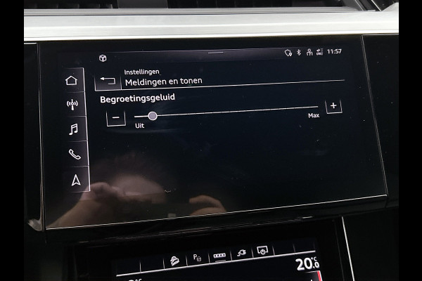 Audi e-tron S quattro 95 kWh (NL-auto, Trekhaak, Camera, StoelV, Carplay/ Android, PDC V+A, Adapt Cruise, Etc)