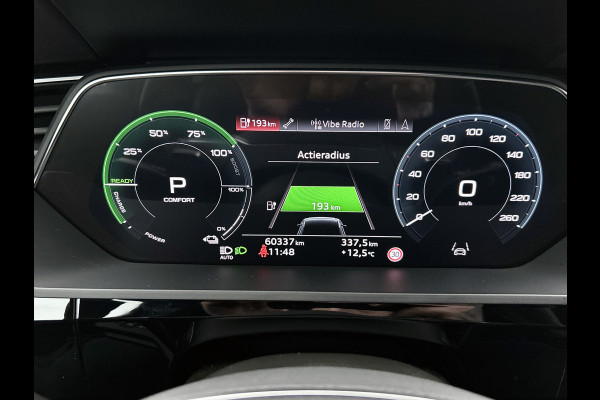 Audi e-tron S quattro 95 kWh (NL-auto, Trekhaak, Camera, StoelV, Carplay/ Android, PDC V+A, Adapt Cruise, Etc)