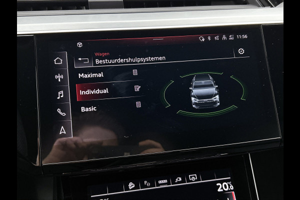 Audi e-tron S quattro 95 kWh (NL-auto, Trekhaak, Camera, StoelV, Carplay/ Android, PDC V+A, Adapt Cruise, Etc)
