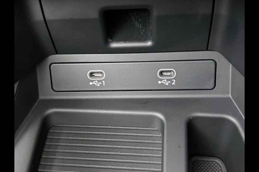 Audi e-tron S quattro 95 kWh (NL-auto, Trekhaak, Camera, StoelV, Carplay/ Android, PDC V+A, Adapt Cruise, Etc)