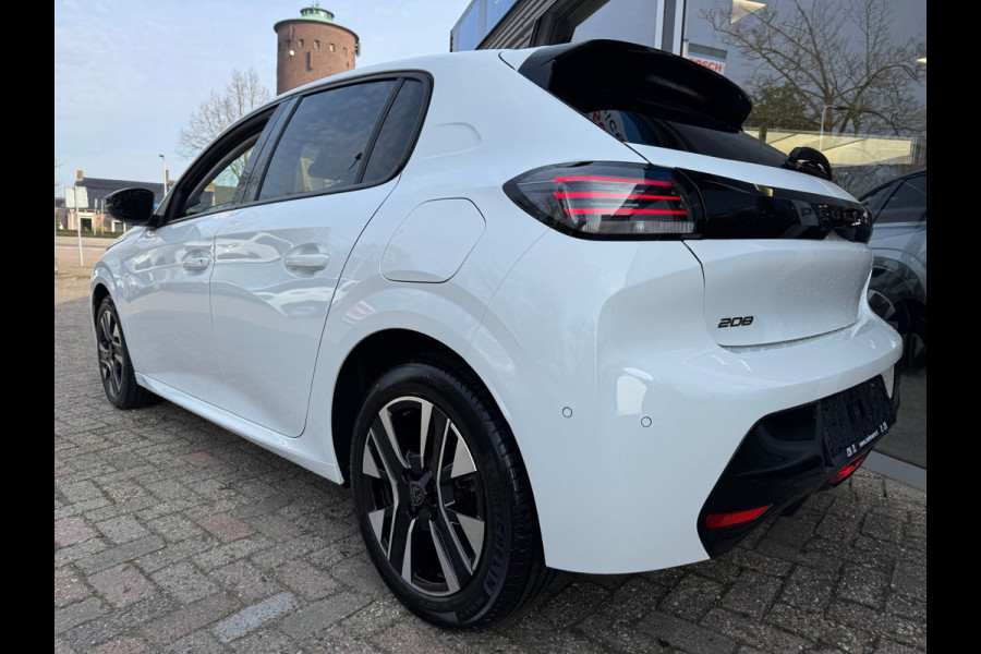 Peugeot 208 1.2 PureTech 100 Allure Navi / 360 Camera / P-sensoren rondom / Pack Vision
