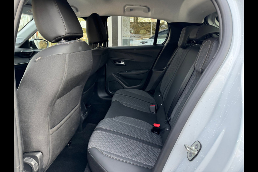 Peugeot 208 1.2 PureTech 100 Allure Navi / 360 Camera / P-sensoren rondom / Pack Vision