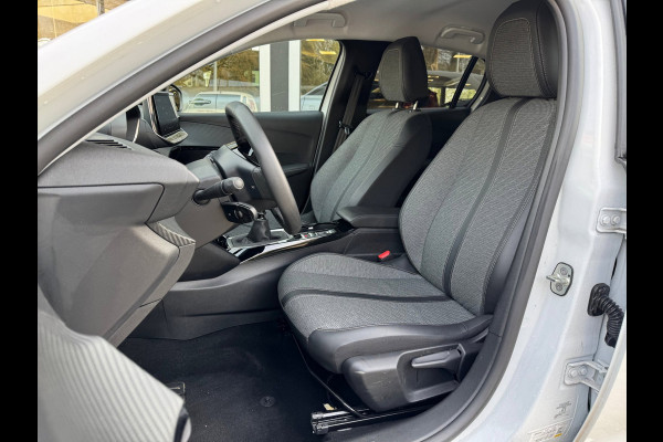 Peugeot 208 1.2 PureTech 100 Allure Navi / 360 Camera / P-sensoren rondom / Pack Vision