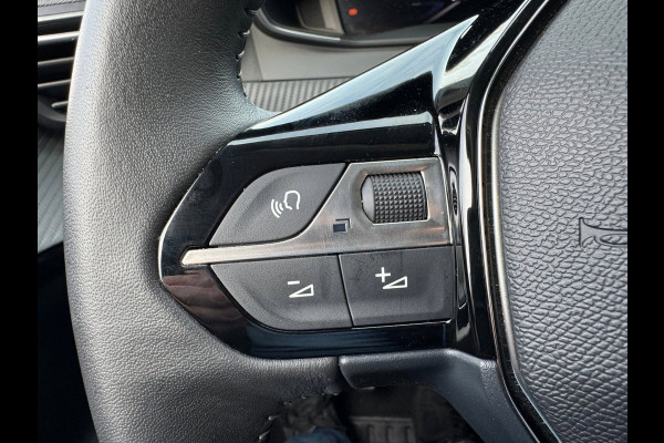 Peugeot 208 1.2 PureTech 100 Allure Navi / 360 Camera / P-sensoren rondom / Pack Vision