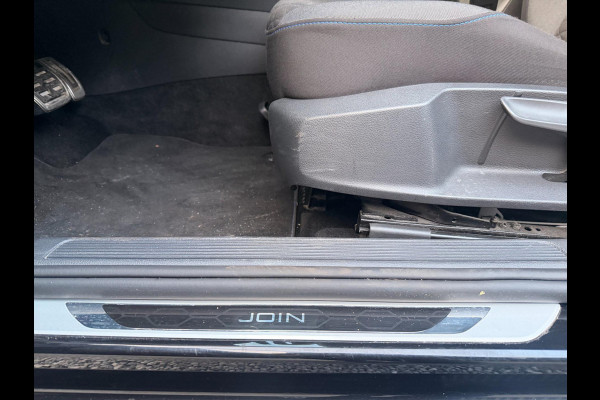 Volkswagen Golf 1.5 TSI Highline 7.5 DSG Join Stoelverw Clima Parkpilot Xenon Front assist Navigatie