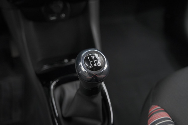 Citroën C1 1.0 VTi Feel | Airco | Bluetooth Radio | 5 Deurs | Allseasonbanden