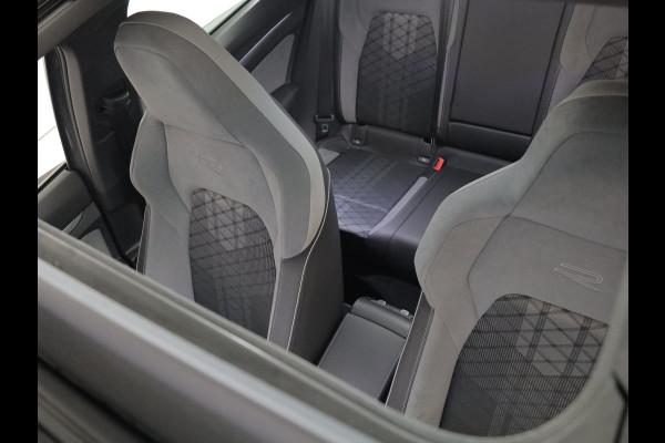 Volkswagen Golf 1.5 eTSI R-Line Business+ 130pk DSG| 18'LM-velgen| Pano-dak| Camera| verwarmde vrstoelen+ stuur