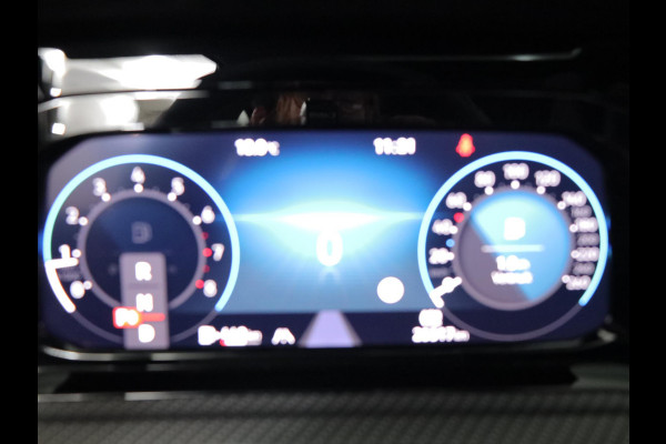 Volkswagen Golf 1.5 eTSI R-Line Business+ 130pk DSG| 18'LM-velgen| Pano-dak| Camera| verwarmde vrstoelen+ stuur