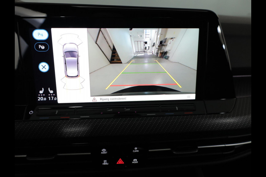 Volkswagen Golf 1.5 eTSI R-Line Business+ 130pk DSG| 18'LM-velgen| Pano-dak| Camera| verwarmde vrstoelen+ stuur