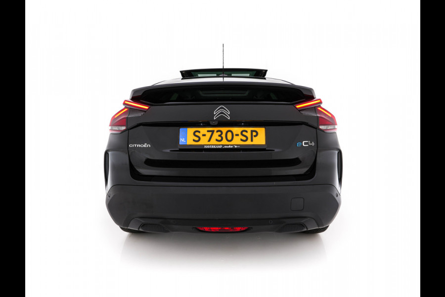 Citroën Ë-C4 Feel 50 kWh [ 3-Fase-11kW ] (INCL-BTW) *PANO | HEAD-UP | LEATHER-FABRIC | FULL-LED | DIGI-COCKPIT | BLINDSPOT | CARPLAY | COMFORT-SEATS | ECC | LANE-ASSIST | KEYLESS | PDC | CRUISE | DAB  | CCS-FASTLOADER | 18''ALU*
