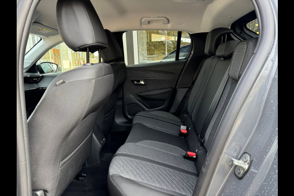 Peugeot 208 1.2 PureTech 100 Allure Navi / 360 Camera / P-sensoren rondom / Pack Vision