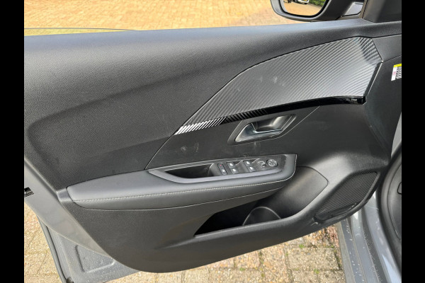 Peugeot 208 1.2 PureTech 100 Allure Navi / 360 Camera / P-sensoren rondom / Pack Vision