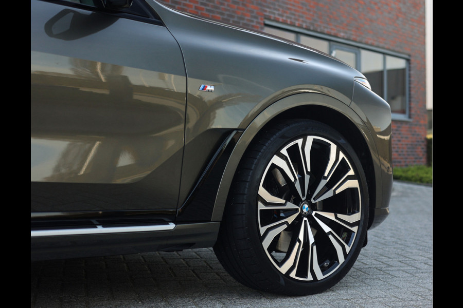 BMW X7 40i xDrive | Skylounge - Bowers & Wilkins - Trekhaak
