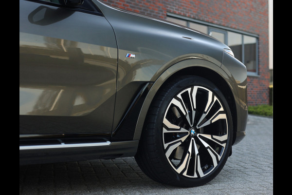 BMW X7 40i xDrive | Skylounge - Bowers & Wilkins - Trekhaak