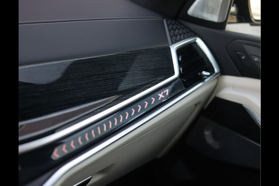 BMW X7 40i xDrive | Skylounge - Bowers & Wilkins - Trekhaak