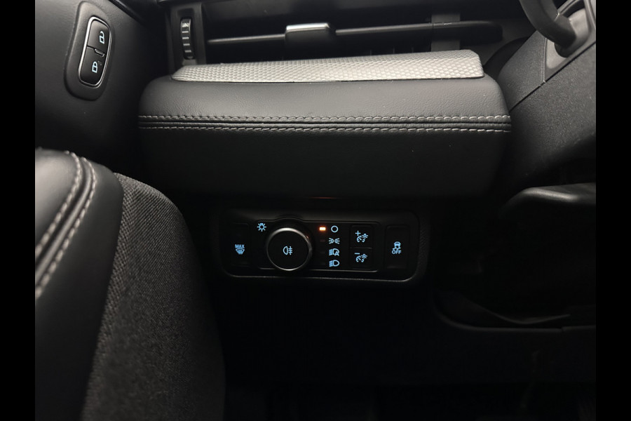 Ford Mustang Mach-E RWD 75 kWh [ 3-Fase-11kW] {SOH-86%} (INCL.BTW) *LEATHER | FULL-LED | DAB | DIGI-COCKPIT | KEYLESS | NAVI-FULLMAP | CARPLAY | HEATED-COMFORTSEATS | TOPVIEW | ADAPTIVE-CRUISE | PRIVACY-GLASS | 18'' ALU*