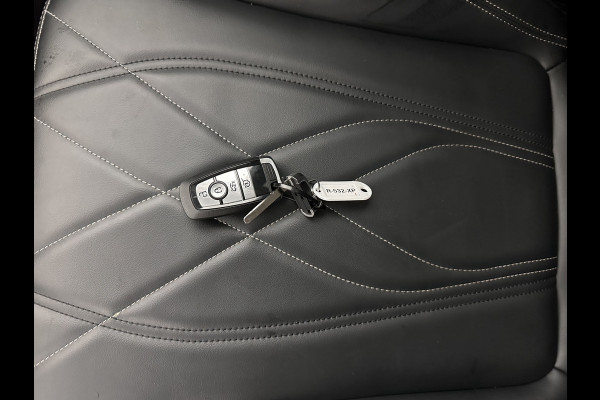 Ford Mustang Mach-E RWD 75 kWh [ 3-Fase-11kW] {SOH-86%} (INCL.BTW) *LEATHER | FULL-LED | DAB | DIGI-COCKPIT | KEYLESS | NAVI-FULLMAP | CARPLAY | HEATED-COMFORTSEATS | TOPVIEW | ADAPTIVE-CRUISE | PRIVACY-GLASS | 18'' ALU*