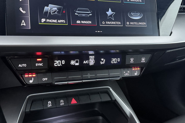 Audi A3 Sportback 35 TFSI S edition (STOELVERWARMING, ELEKTR STOELEN, NAVIGATIE, DIGITALE COCKPIT, LANE-ASSIST, SENSOREN)