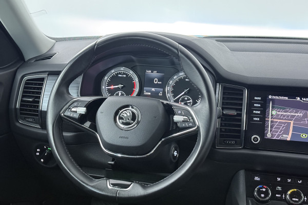 Škoda Kodiaq 1.5 TSI Business Edition (ACHTERUITRIJCAMERA, NAVIGATIE, CARPLAY, CRUISE CONTROL, PARKEERSENSOREN)