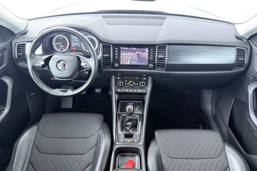 Škoda Kodiaq 1.5 TSI Business Edition (ACHTERUITRIJCAMERA, NAVIGATIE, CARPLAY, CRUISE CONTROL, PARKEERSENSOREN)