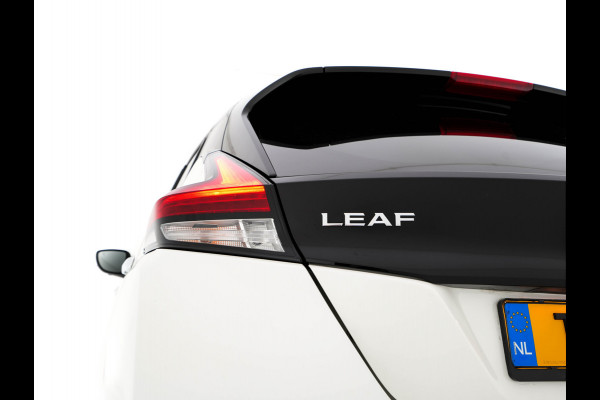 Nissan Leaf Tekna 40 kWh *LUXURY-LEATHER | FULL-LED | KEYLESS | NAVI-FULLMAP | BLIND-SPOT | BOSE-SOUND | DAB+ | HEATED-COMFORTSEATS | DIGI-COCKPIT | PRIVACY-GLASS | TOPVIEW-CAMERA | 17"ALU*